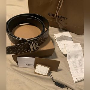 BURBERRY - MENS AUTHENTIC BURBERRY BELT - SIZE 30